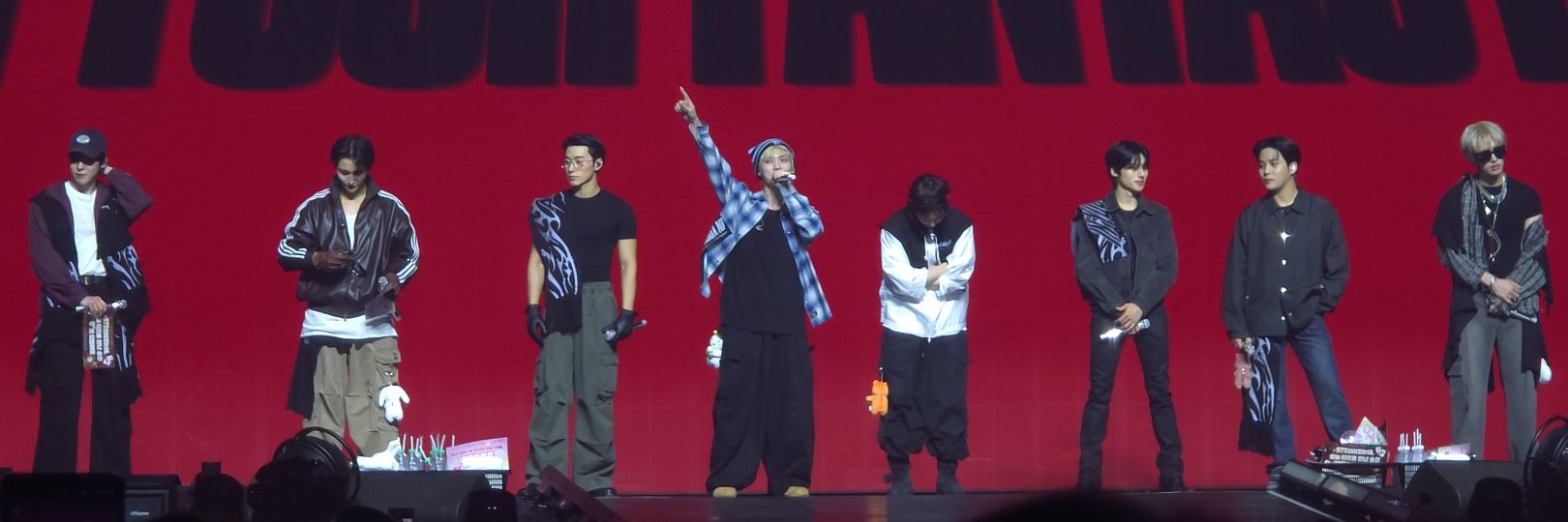 무니 banner