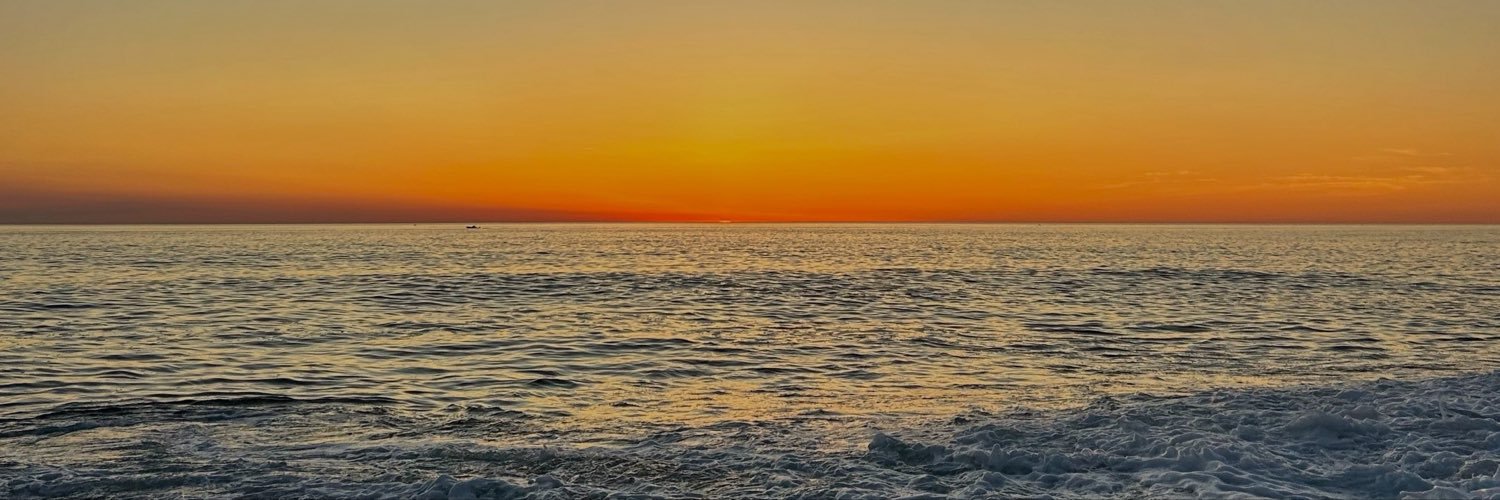 sarahmncn's profile banner image