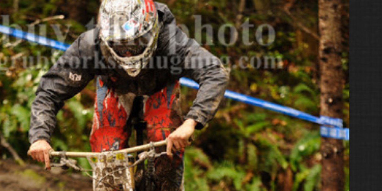 durty banner