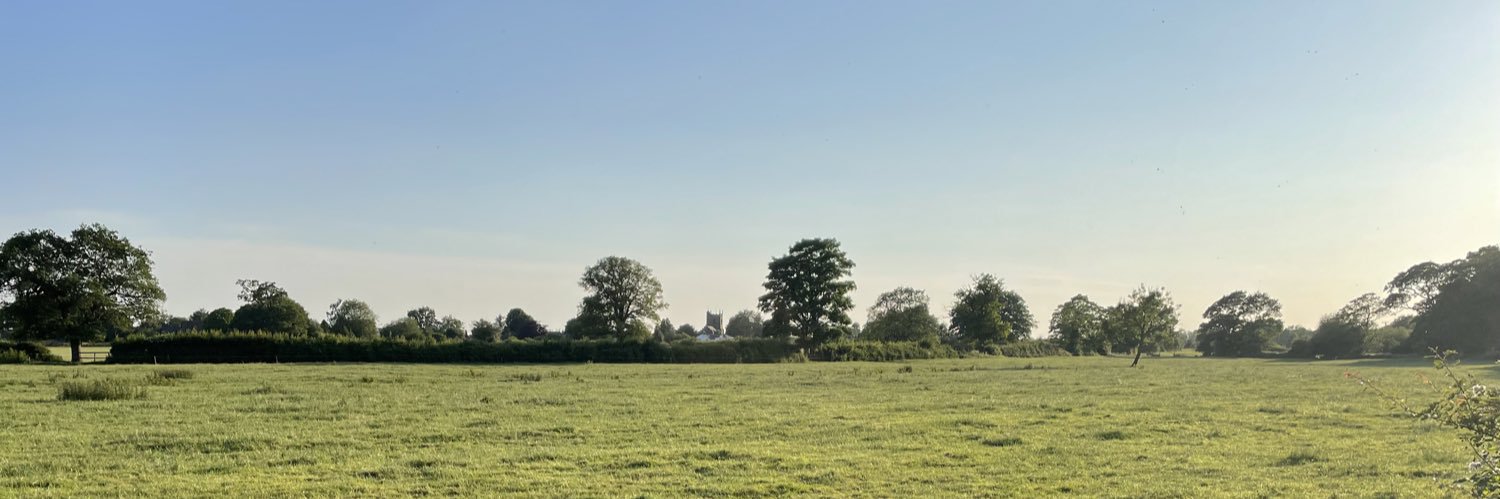 robertslinn's profile banner image