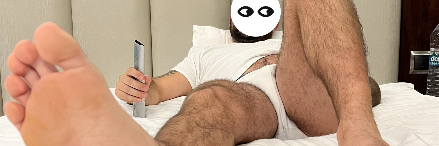 thisComplate's profile banner image