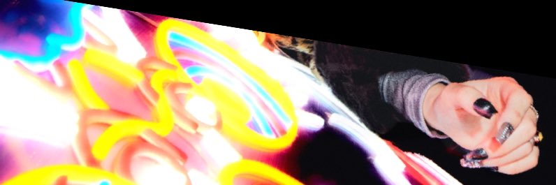 りえ banner
