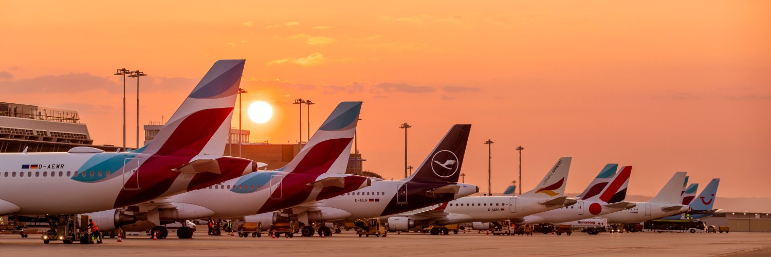 STR_Airport's profile banner image