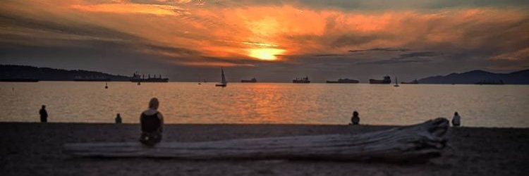 danidou's profile banner image