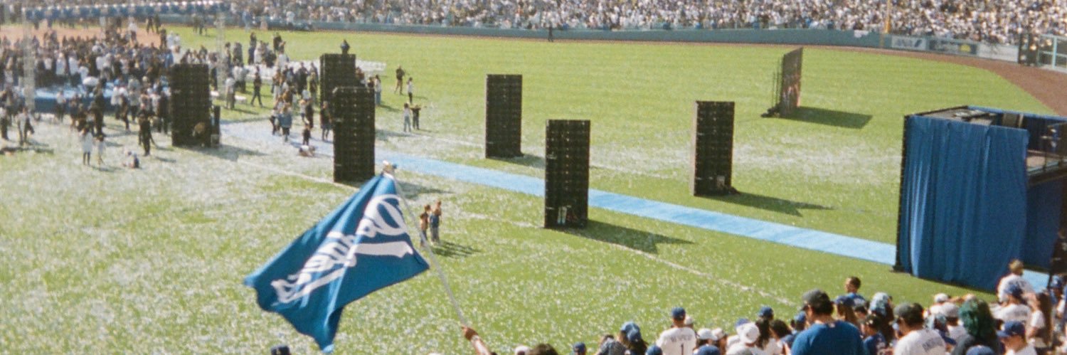 notasmartash's profile banner image