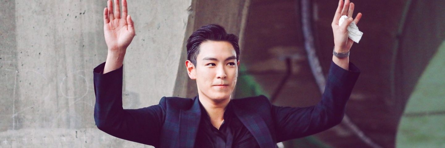 PloyChoi's profile banner image