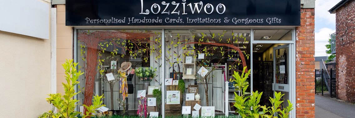 lozziwoo's profile banner image
