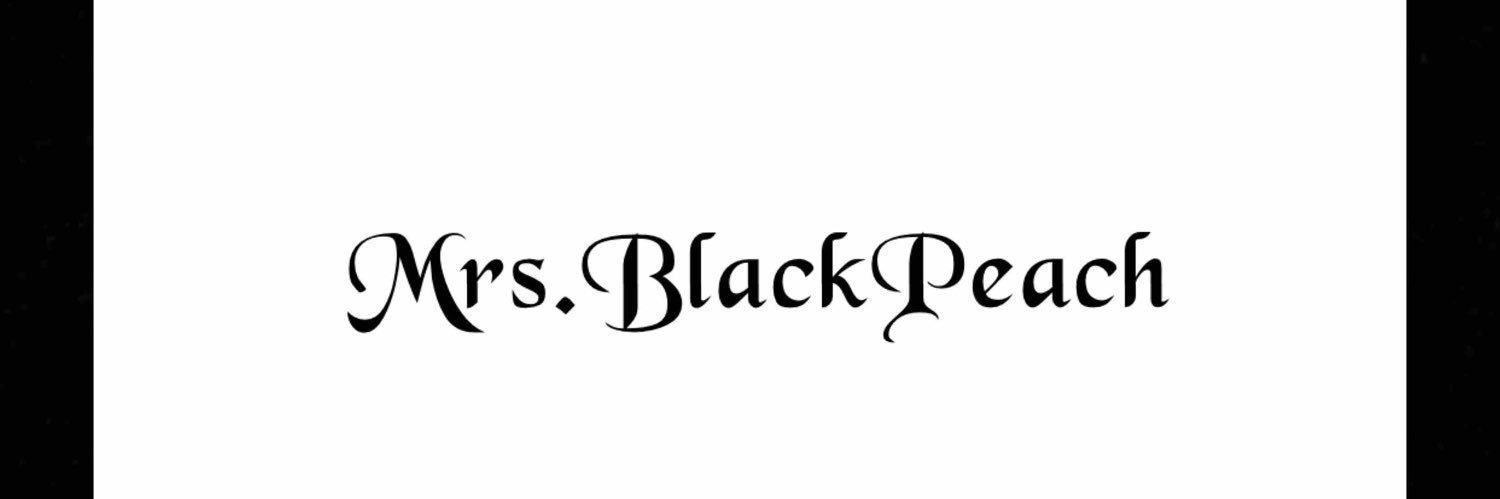 MrsBlackPeach's profile banner image