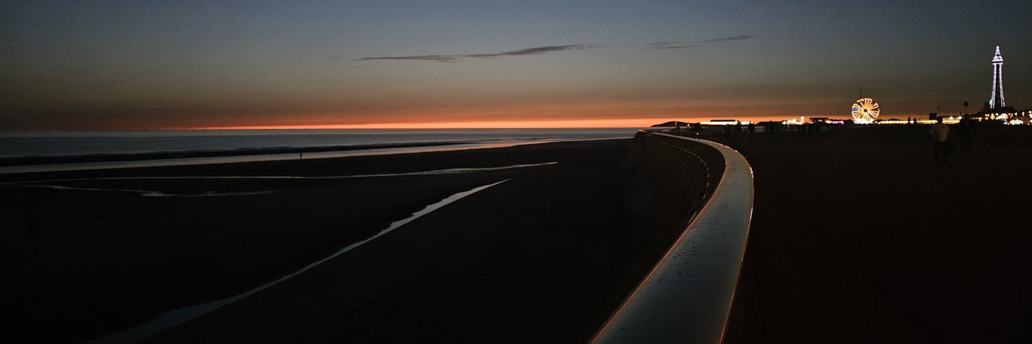 LongLeeLass's profile banner image
