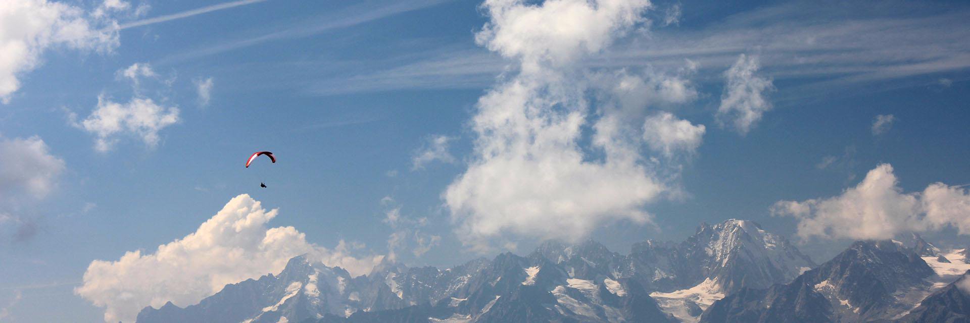 Manolis Nikiforakis banner