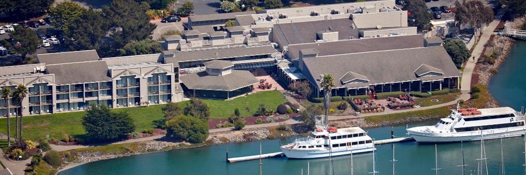 DoubleTree Berkeley Marina banner