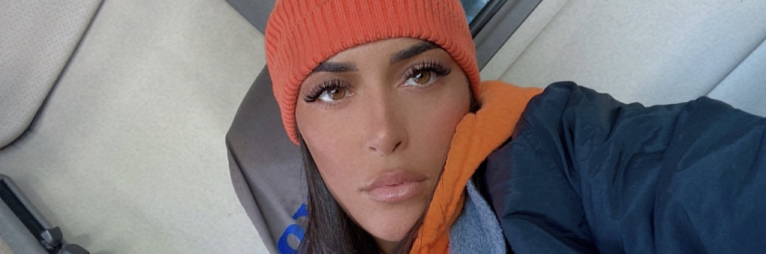 Lola Rodrigues banner