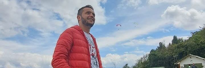 johnnyserna's profile banner image