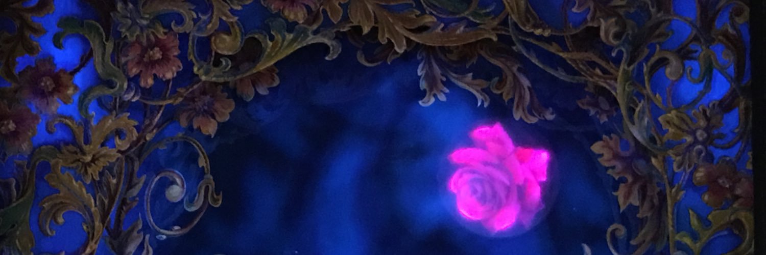 LindaEva's profile banner image