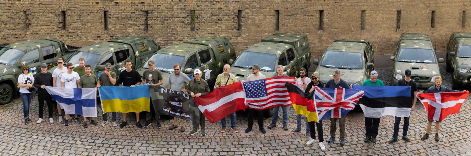 I fella, therefore I am. 🇱🇻 🇩🇰 🇺🇦 banner