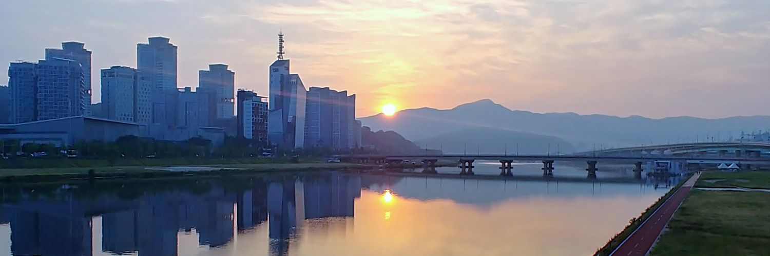 lee yoo seung banner