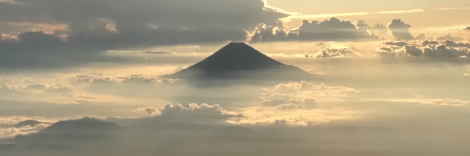 warohr's profile banner image