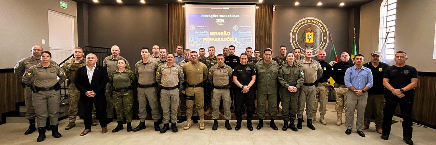 sandro martinez banner