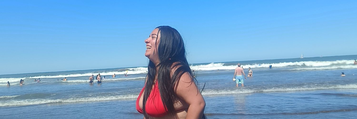 florreyna01's profile banner image