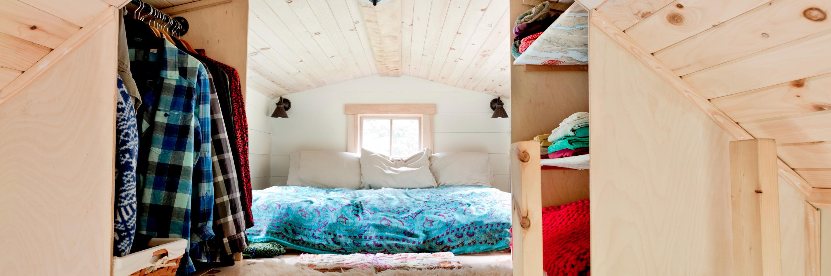 Ethan Waldman 🐘 banner