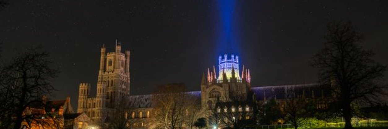 noellythgoe's profile banner image