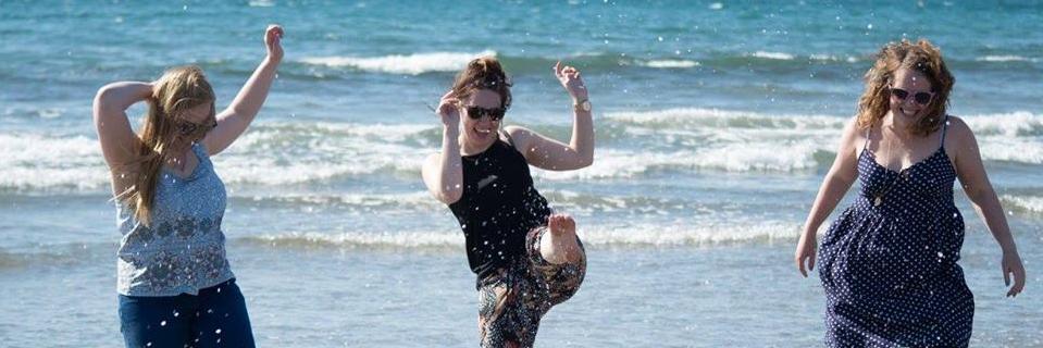 beth_lowri's profile banner image