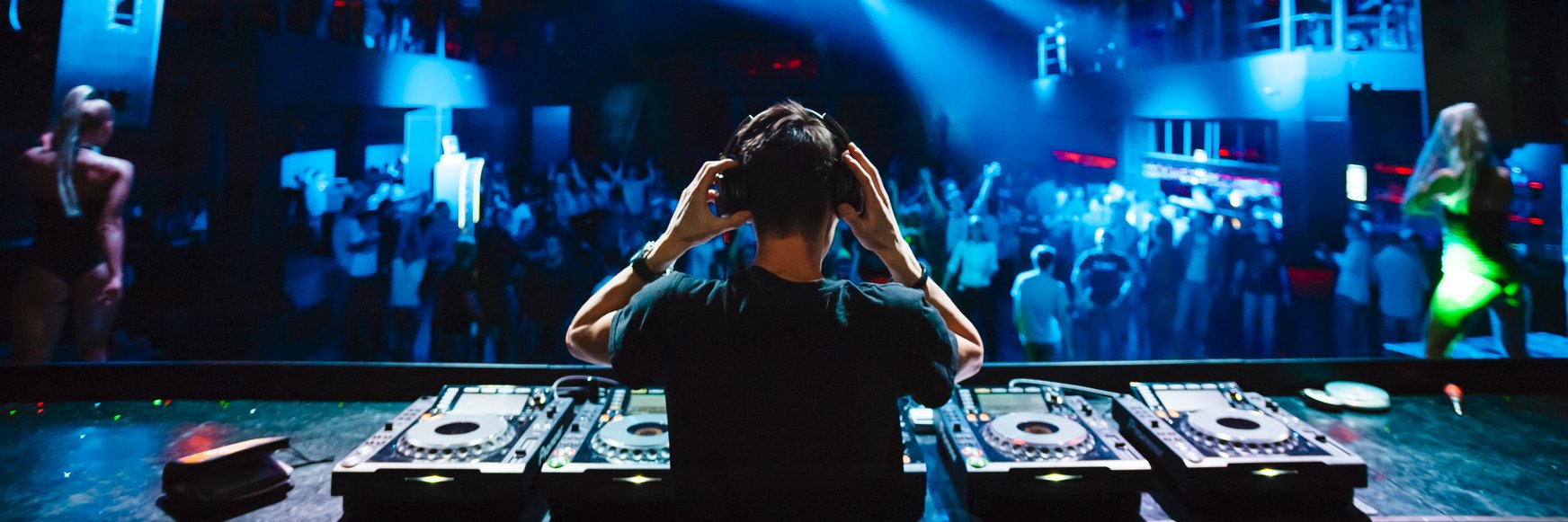 Yanqctr's profile banner image
