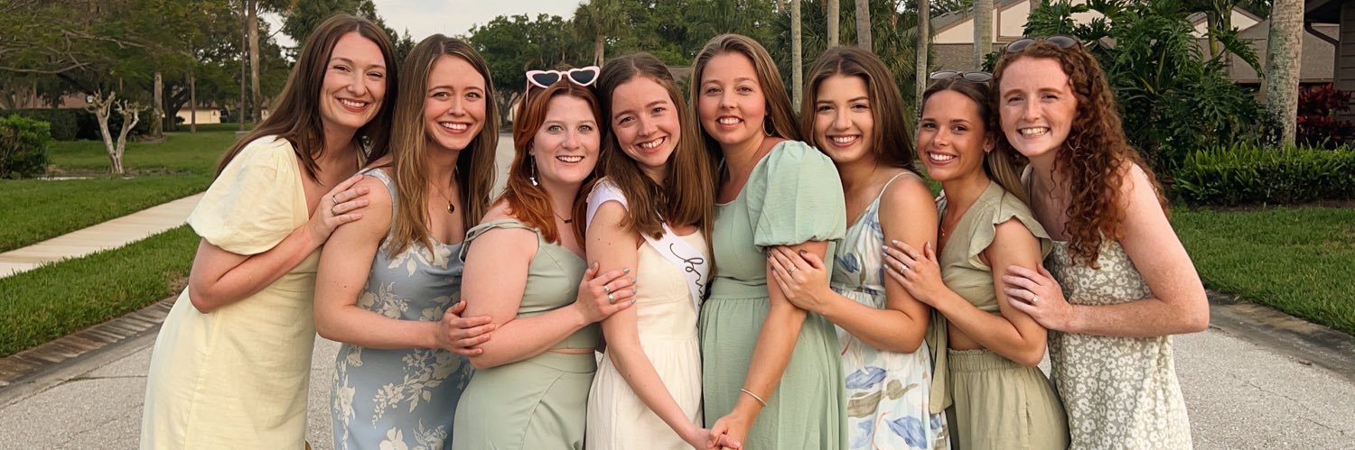 _sarahrenee_'s profile banner image