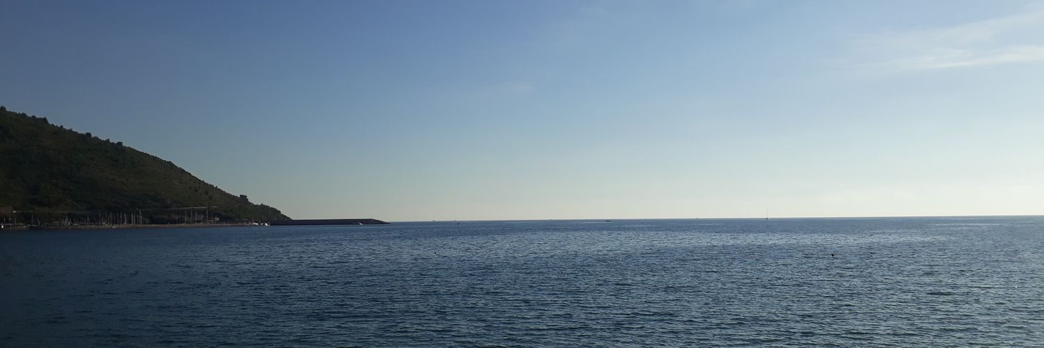 adrianadelucca's profile banner image