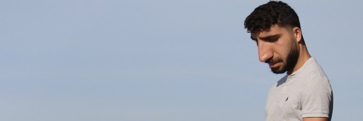 avarella21's profile banner image