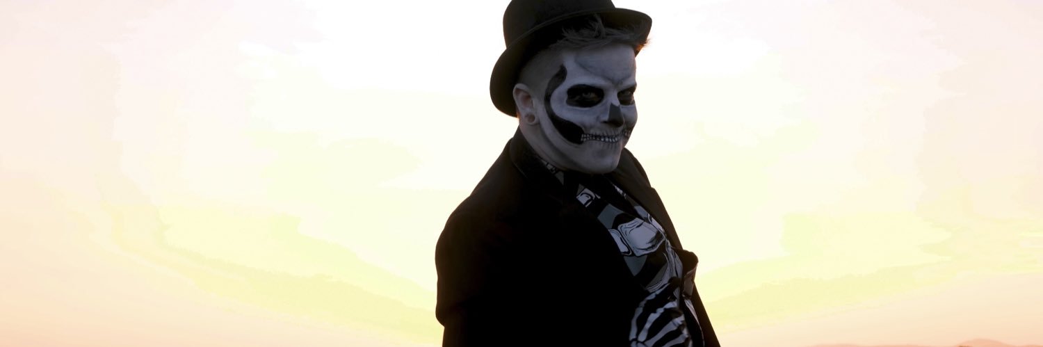 chaz_avery's profile banner image