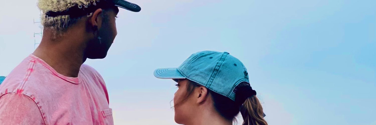_meredithxo's profile banner image