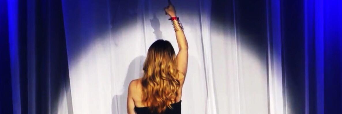 DinaMenzel's profile banner image