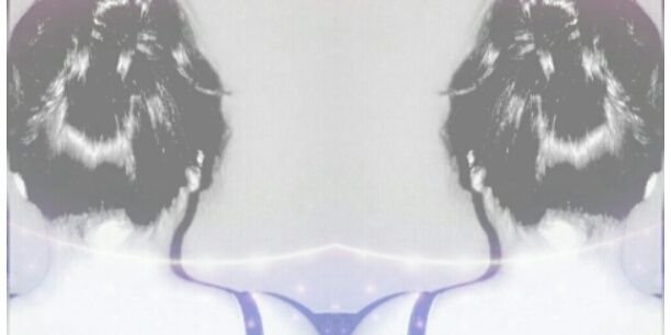 riindah's profile banner image