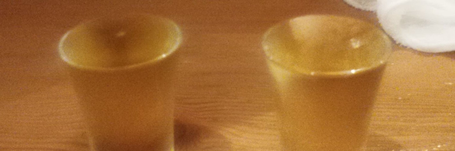 piecci's profile banner image