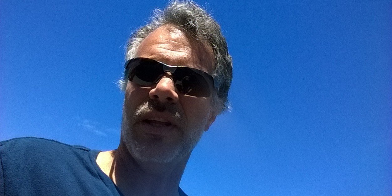 oscarsanta's profile banner image