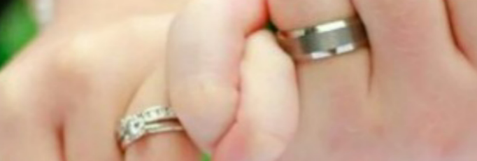 vhieee_'s profile banner image