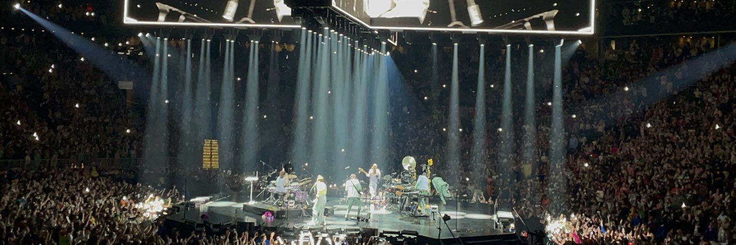 reannam1d's profile banner image