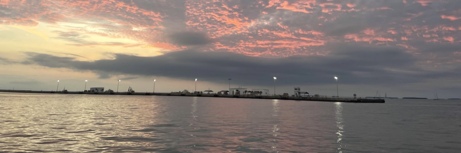 madisonkinney94's profile banner image