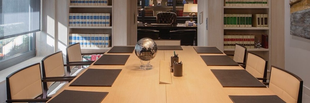 Navas & Cusí banner