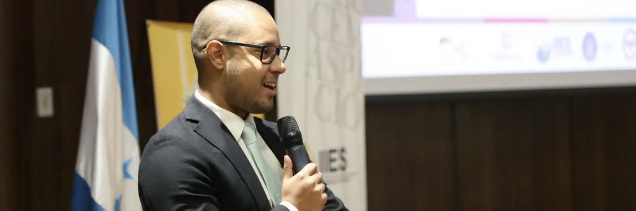 hensalinas's profile banner image