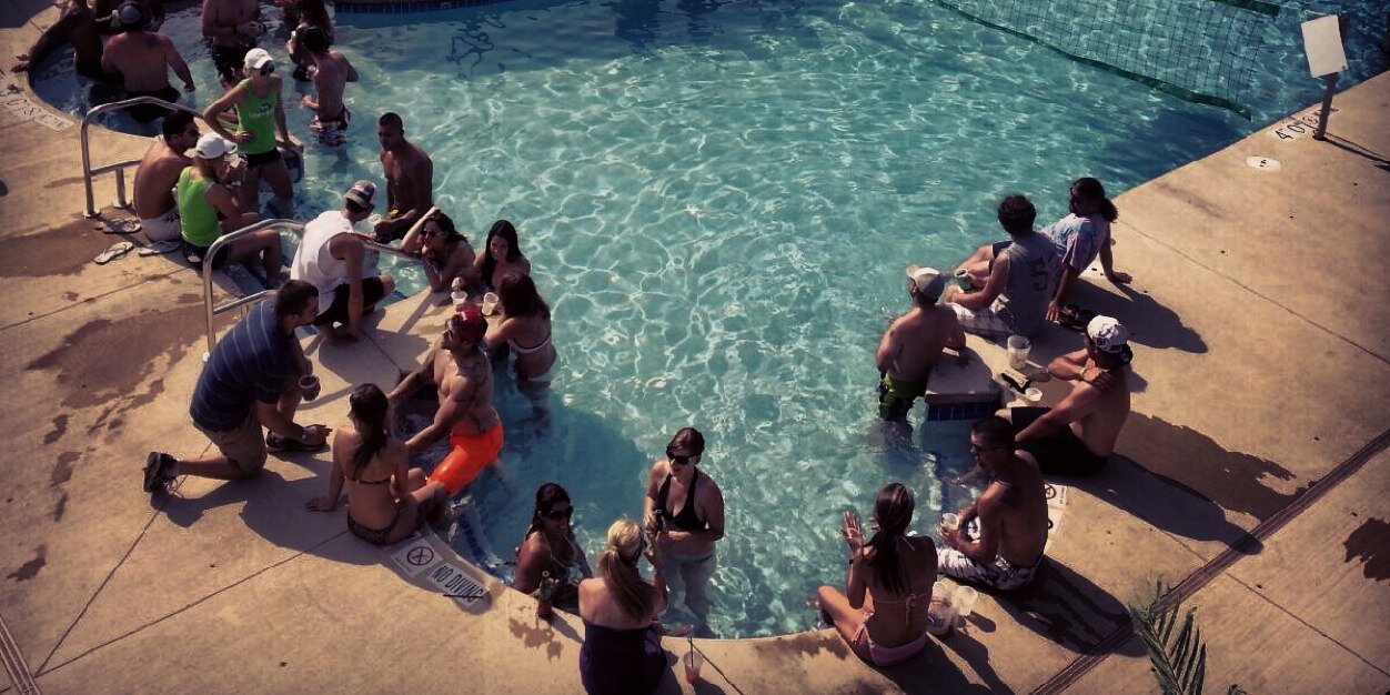 Tanner's Grill & Bar banner