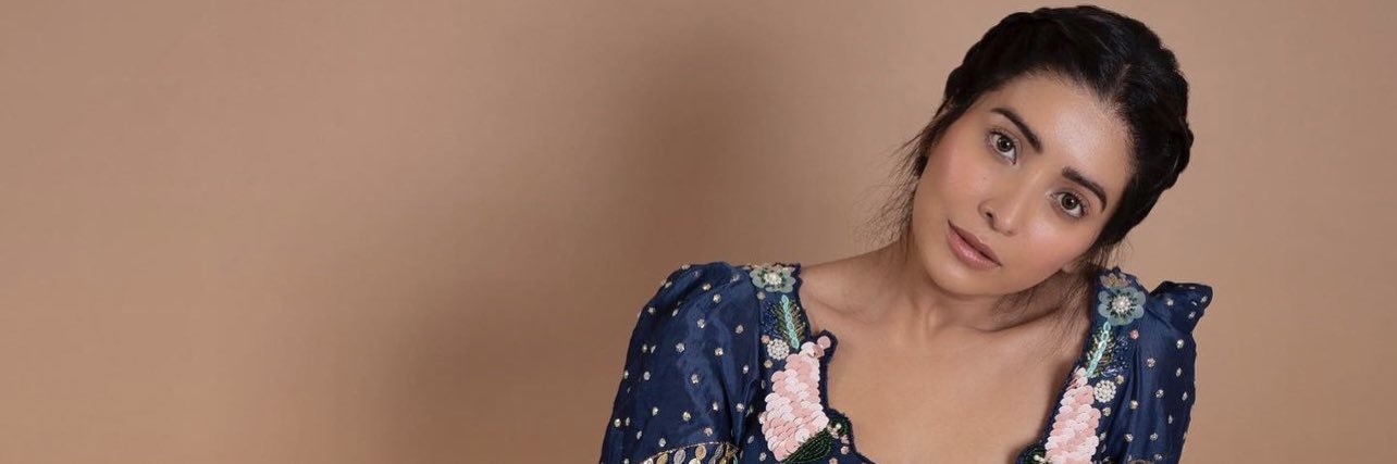 Asha Negi Fan Club banner