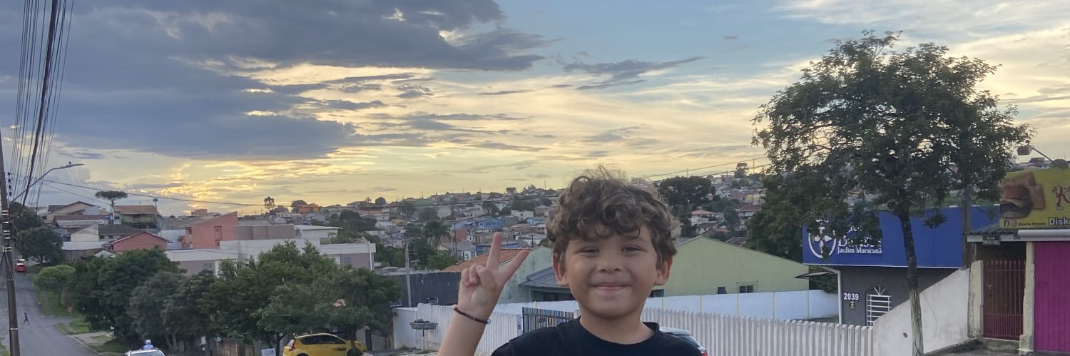 vickozow's profile banner image