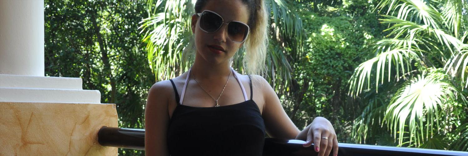 MacarenaaRh's profile banner image