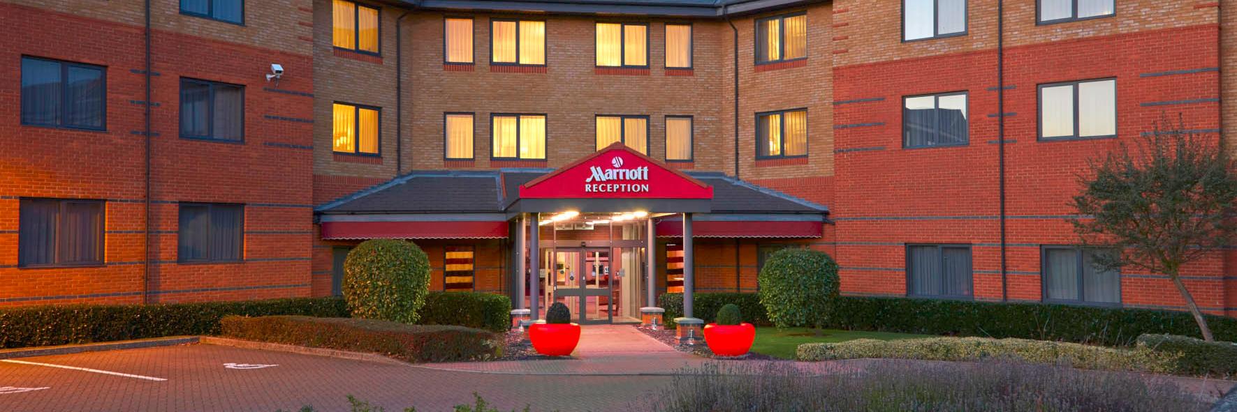 HuntsMarriott's profile banner image