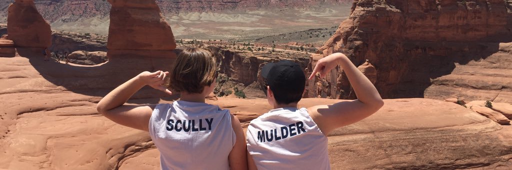 yourfavoriteEl's profile banner image