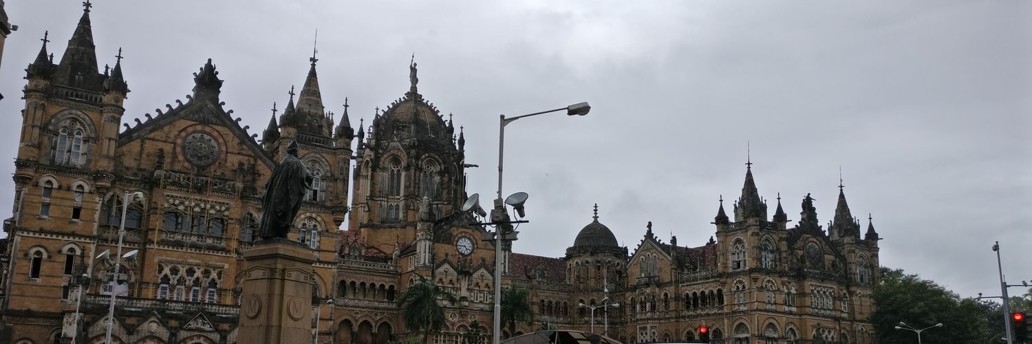 anushaiswrite's profile banner image