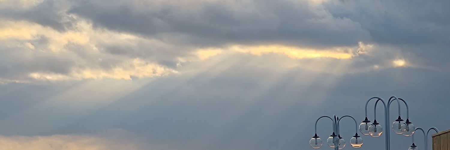 PapaStay's profile banner image
