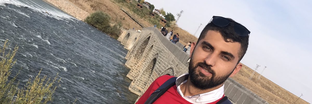 Cüneyt Arat banner